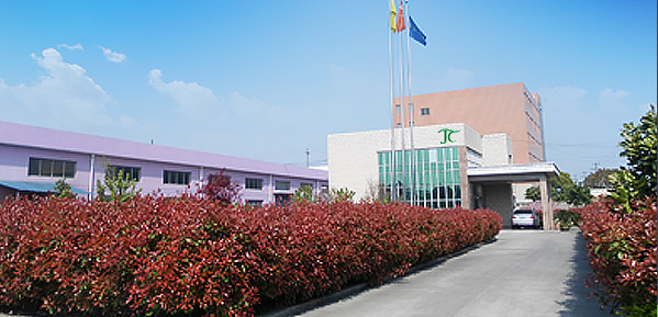 上海金慈實(shí)業(yè)有限公司，丙綸高強(qiáng)絲，丙綸色絲，丙綸中空絲，丙綸異形絲，丙綸夜光紗，高強(qiáng)丙綸絲，丙綸工業(yè)絲，丙綸熒光絲